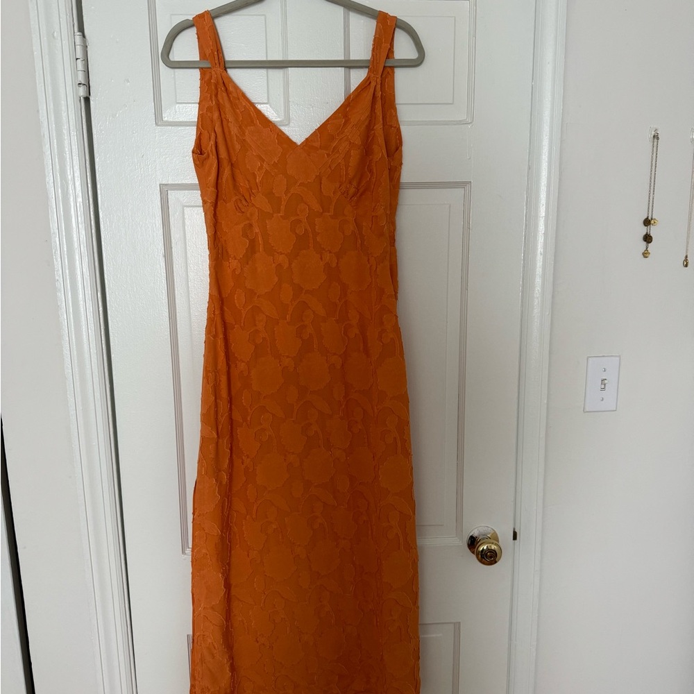 Elegant Orange Sleeveless Dress